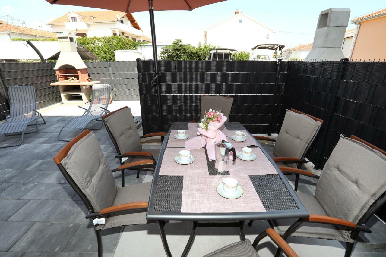 Apartment Little Marijeta Trogir Bagian luar foto