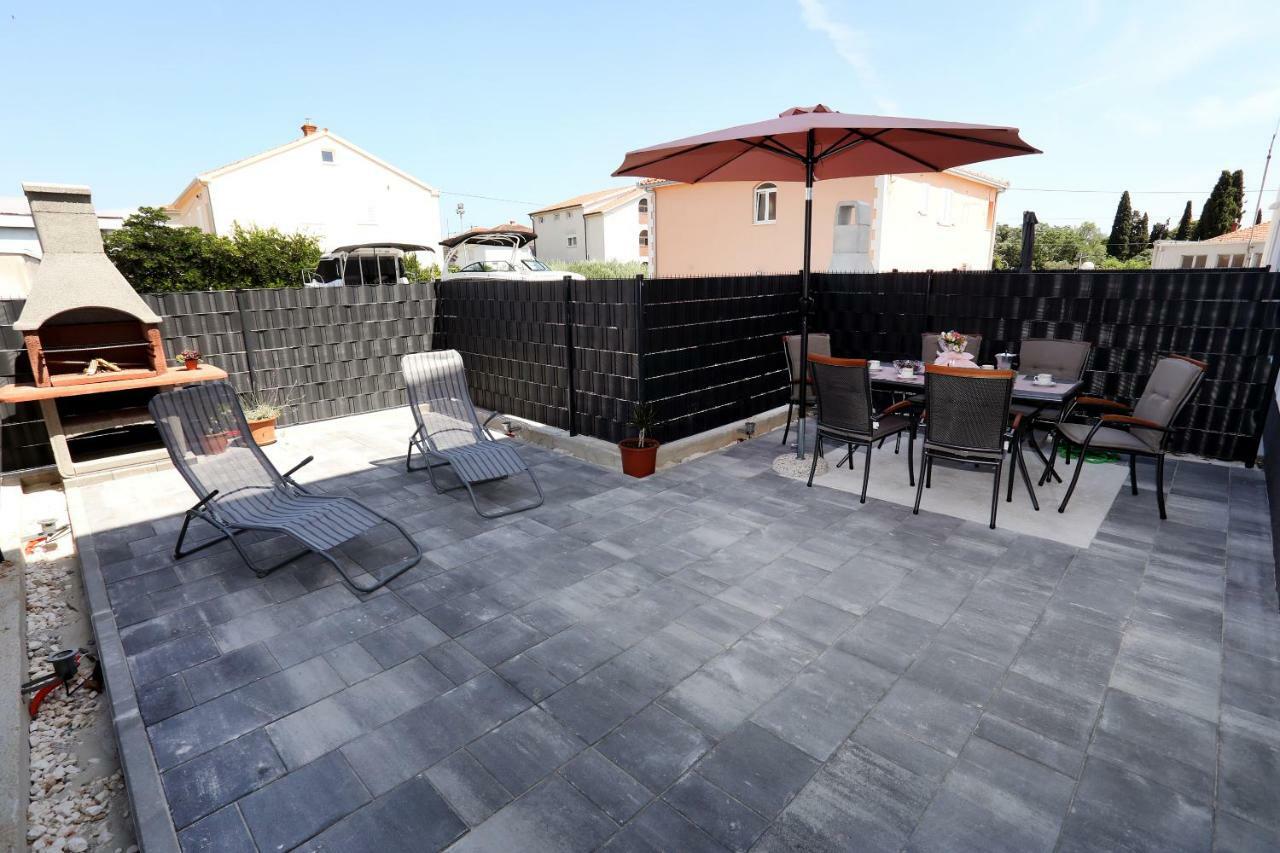Apartment Little Marijeta Trogir Bagian luar foto